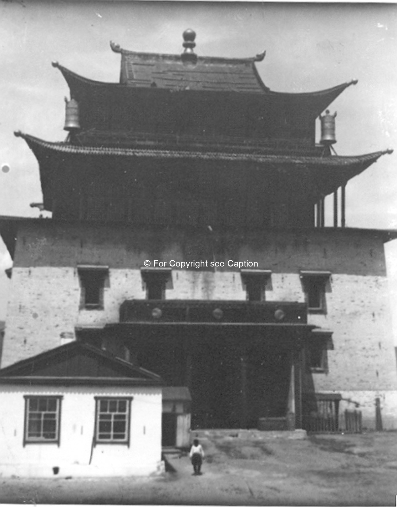 Janraiseg temple. Film Archives K-24236